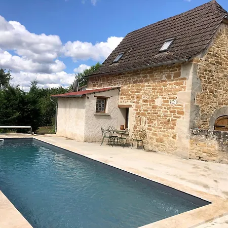La Grange Du Mas Du Noyer بيت للعطل
